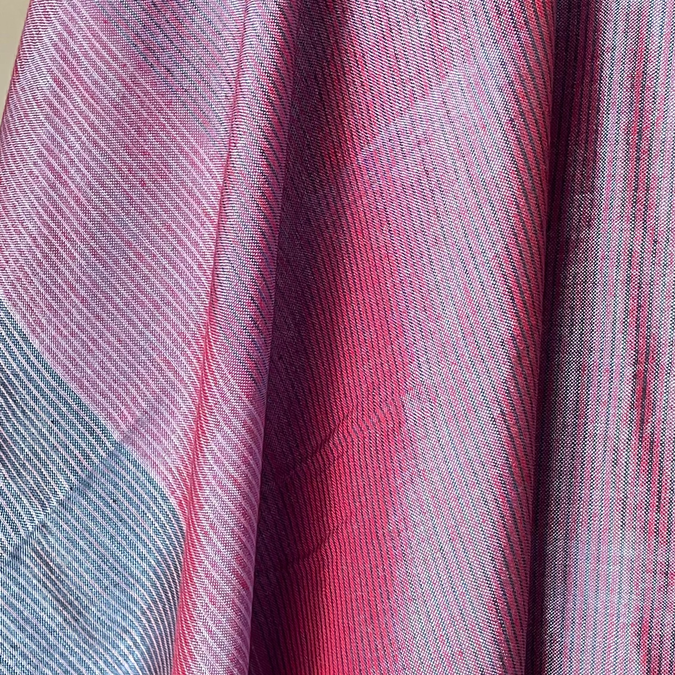 Handwoven Reyon Sari - SN219
