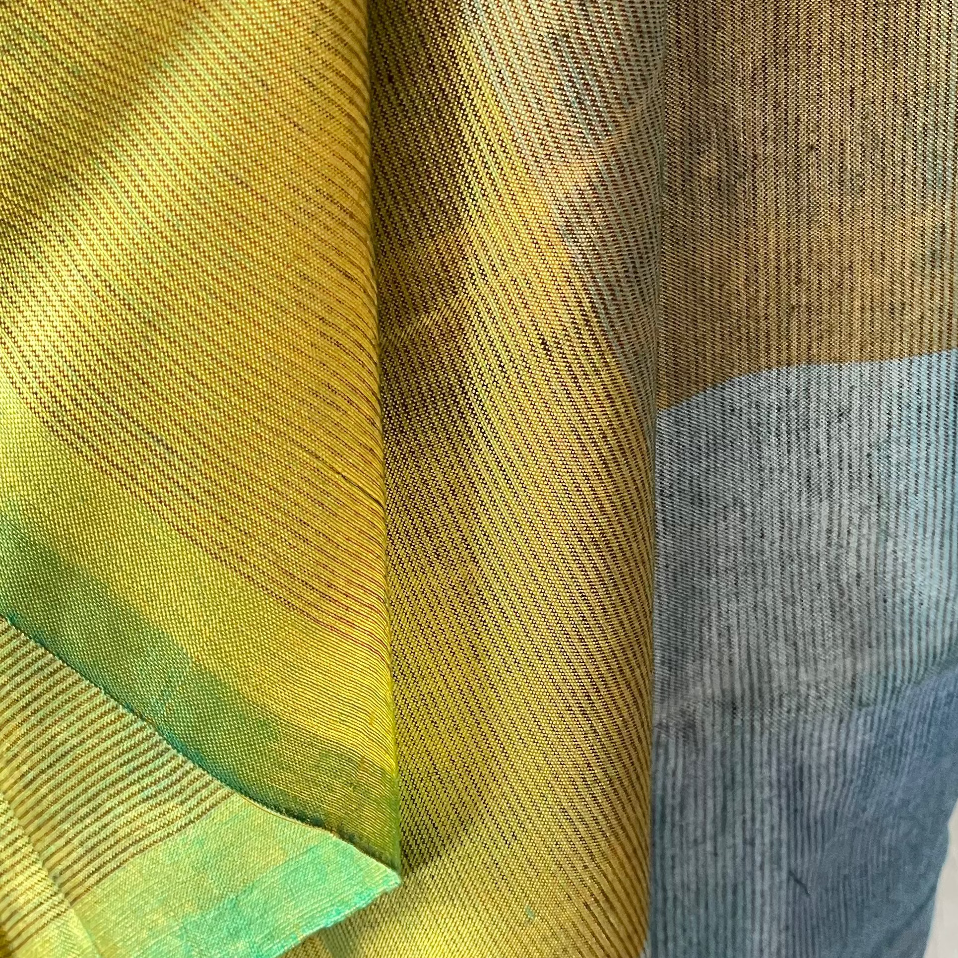 Handwoven Reyon Sari -SN198