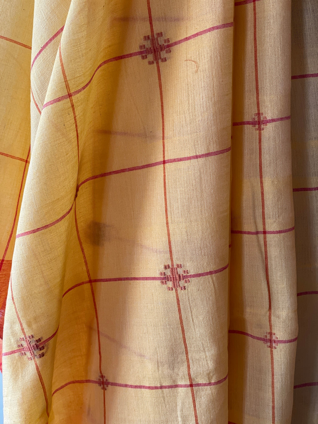 Hand woven cotton Sari - SN352