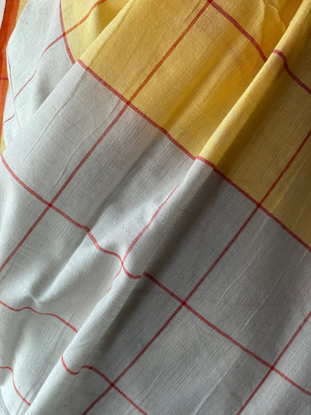 Hand woven cotton Sari - SN352